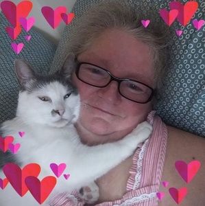 Meet your Posher, Lou